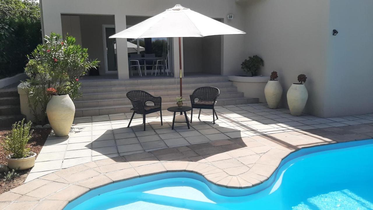 Garden- Pool Flat With Solar Electricity Сомерсет-Уэст Экстерьер фото